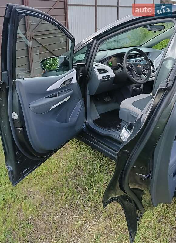 Хэтчбек Chevrolet Bolt EV 2021 в Одессе фото 8 Хэтчбек Chevrolet Bolt EV 2021 в Одессе