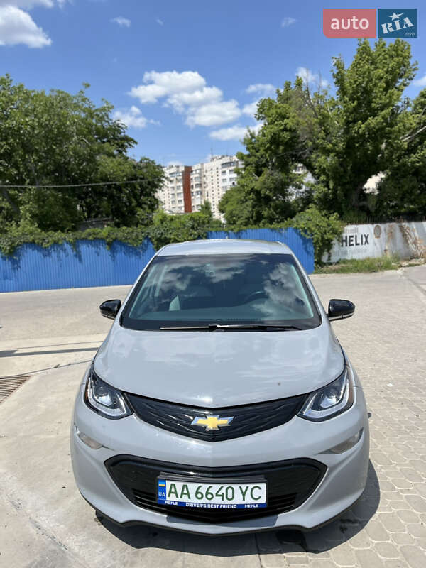 Хэтчбек Chevrolet Bolt EV 2020 в Николаеве