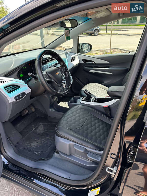 Хетчбек Chevrolet Bolt EV 2020 в Дніпрі