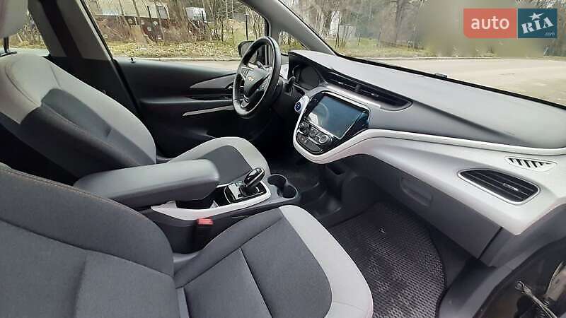 Хетчбек Chevrolet Bolt EV 2018 в Львові
