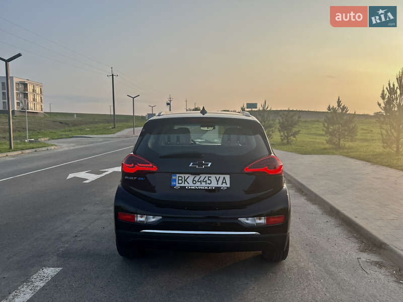 Хэтчбек Chevrolet Bolt EV 2020 в Ровно