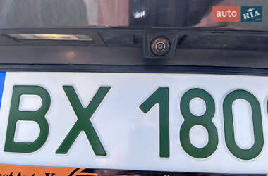 Хэтчбек Chevrolet Bolt EV 2023 в 