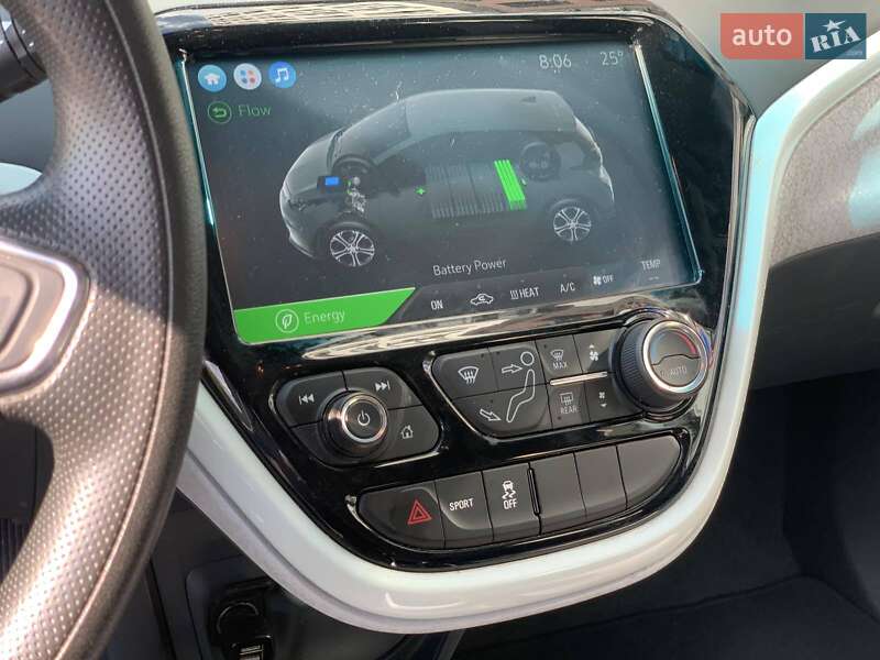 Хэтчбек Chevrolet Bolt EV 2021 в Киеве