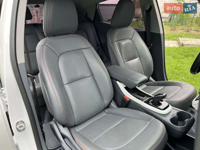 Хэтчбек Chevrolet Bolt EV 2019 в Львове