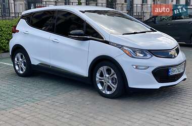 Хэтчбек Chevrolet Bolt EV 2017 в 