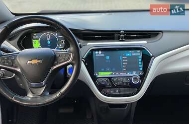 Хэтчбек Chevrolet Bolt EV 2017 в 