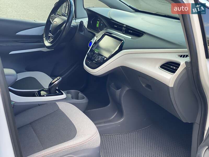 Хэтчбек Chevrolet Bolt EV 2017 в Одессе