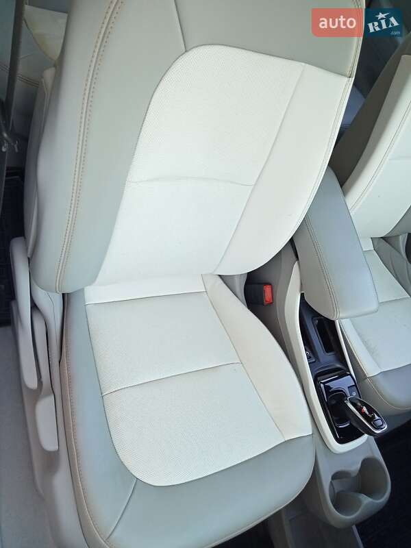 Хэтчбек Chevrolet Bolt EV 2017 в Ужгороде