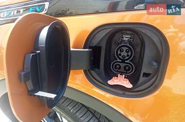 Хэтчбек Chevrolet Bolt EV 2017 в 