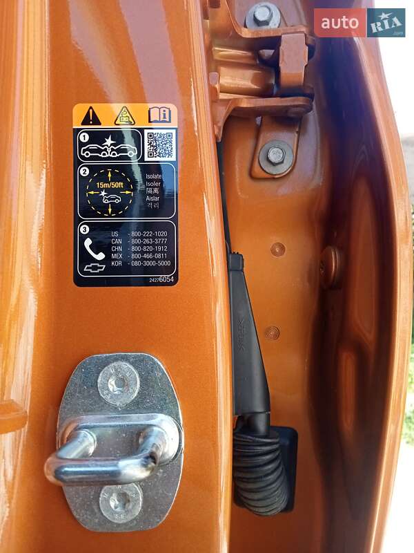 Хэтчбек Chevrolet Bolt EV 2017 в Ужгороде