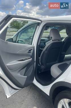 Хэтчбек Chevrolet Bolt EV 2017 в 