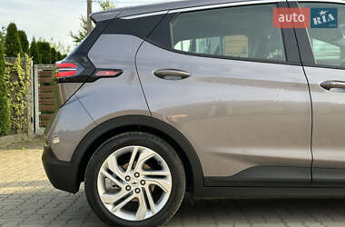 Хэтчбек Chevrolet Bolt EV 2023 в 