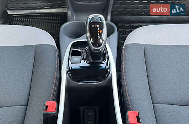 Хэтчбек Chevrolet Bolt EV 2020 в 