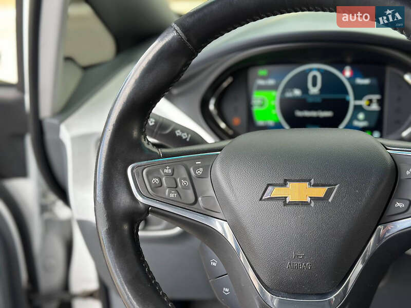 Хетчбек Chevrolet Bolt EV 2017 в Дніпрі