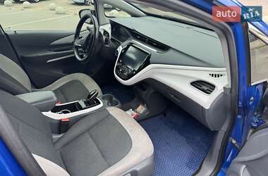 Хэтчбек Chevrolet Bolt EV 2016 в 