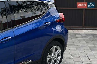 Хэтчбек Chevrolet Bolt EV 2017 в 