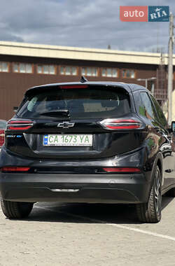 Хэтчбек Chevrolet Bolt EV 2023 в 