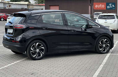 Хэтчбек Chevrolet Bolt EV 2023 в 