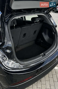 Хэтчбек Chevrolet Bolt EV 2023 в 