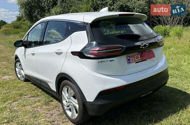 Хэтчбек Chevrolet Bolt EV 2022 в 