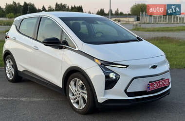 Хэтчбек Chevrolet Bolt EV 2023 в 