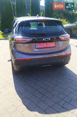 Хэтчбек Chevrolet Bolt EV 2021 в 