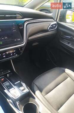 Хэтчбек Chevrolet Bolt EV 2021 в 