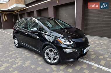 Хэтчбек Chevrolet Bolt EV 2020 в 