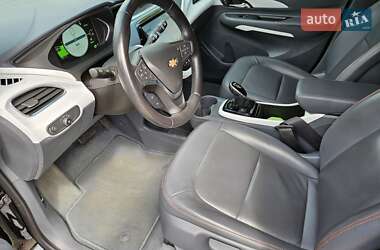 Хэтчбек Chevrolet Bolt EV 2017 в 