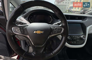 Хэтчбек Chevrolet Bolt EV 2018 в 