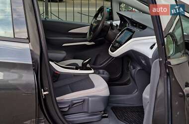 Хэтчбек Chevrolet Bolt EV 2018 в 