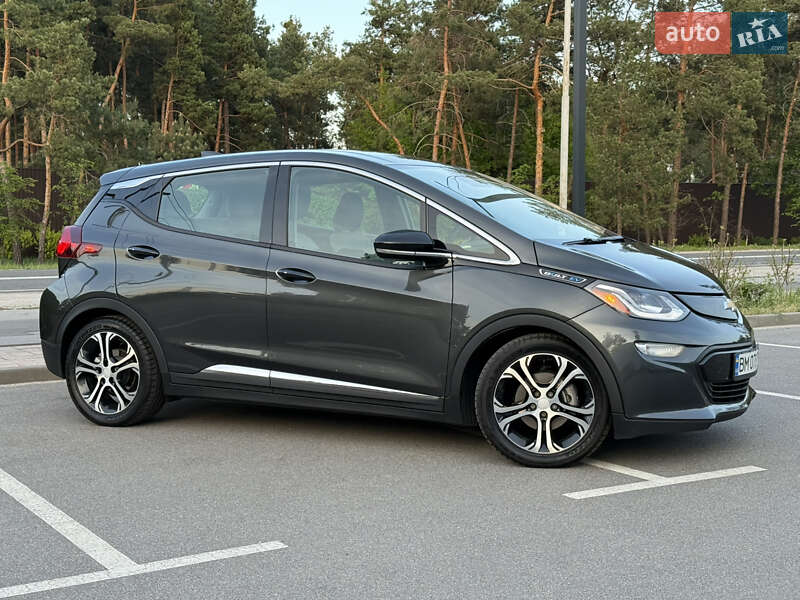 Хэтчбек Chevrolet Bolt EV 2019 в Киеве