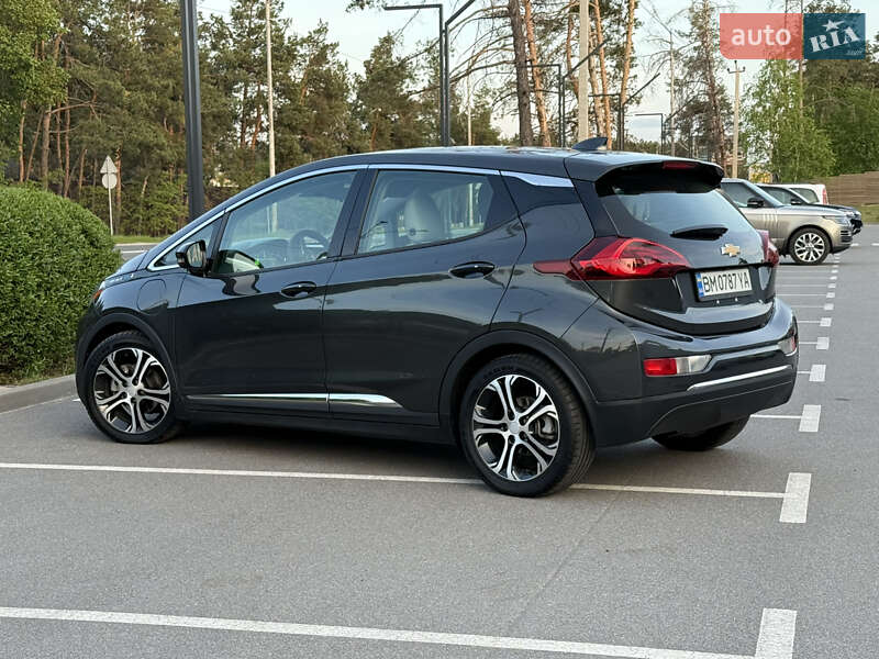 Хэтчбек Chevrolet Bolt EV 2019 в Киеве