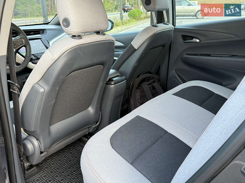 Хэтчбек Chevrolet Bolt EV 2019 в Киеве