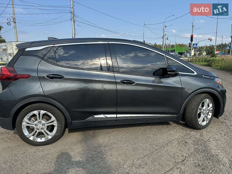 Хэтчбек Chevrolet Bolt EV 2018 в Киеве