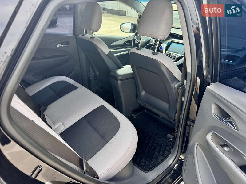 Хетчбек Chevrolet Bolt EV 2020 в Києві