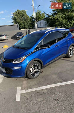 Хэтчбек Chevrolet Bolt EV 2017 в 