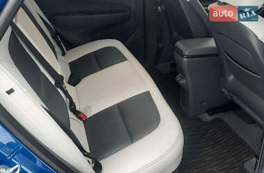 Хэтчбек Chevrolet Bolt EV 2020 в 