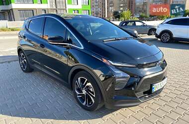 Хэтчбек Chevrolet Bolt EV 2023 в 