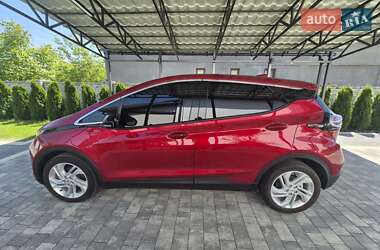 Хэтчбек Chevrolet Bolt EV 2023 в 