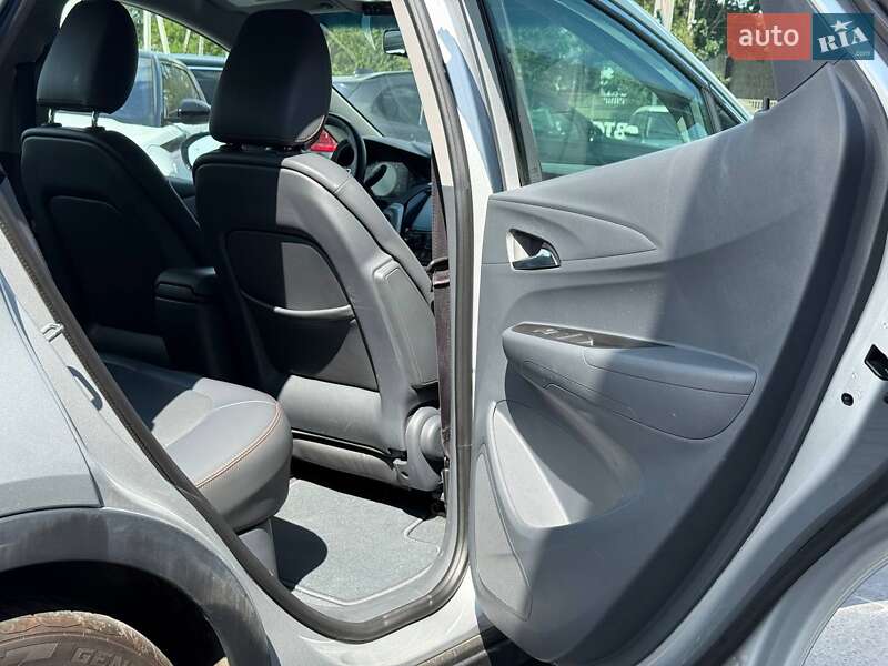 Хэтчбек Chevrolet Bolt EV 2017 в Ровно