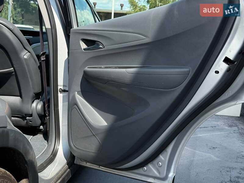 Хэтчбек Chevrolet Bolt EV 2017 в Ровно