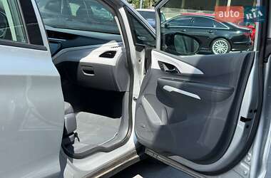 Хэтчбек Chevrolet Bolt EV 2017 в 