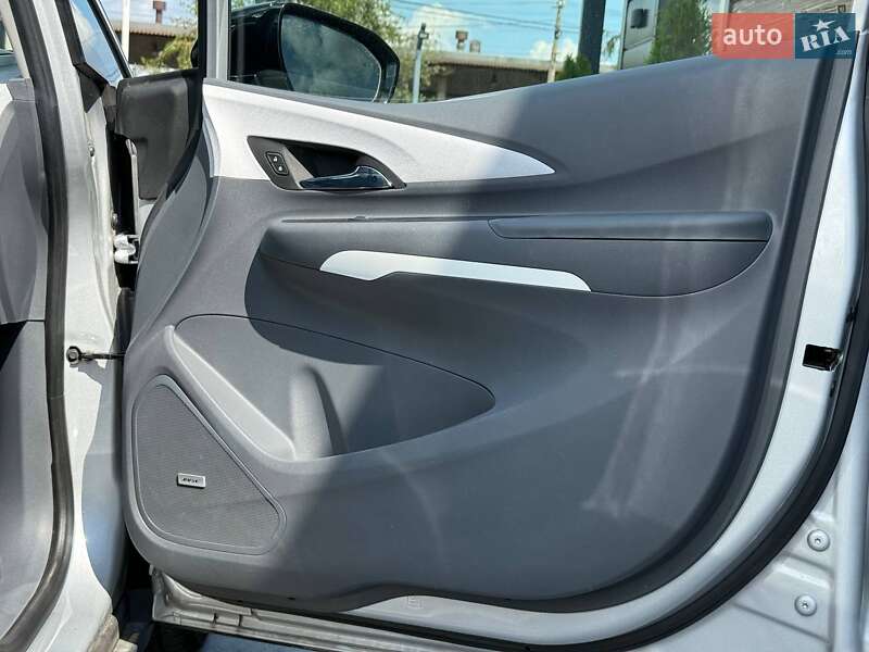 Хэтчбек Chevrolet Bolt EV 2017 в Ровно