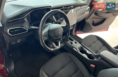 Хэтчбек Chevrolet Bolt EV 2022 в 