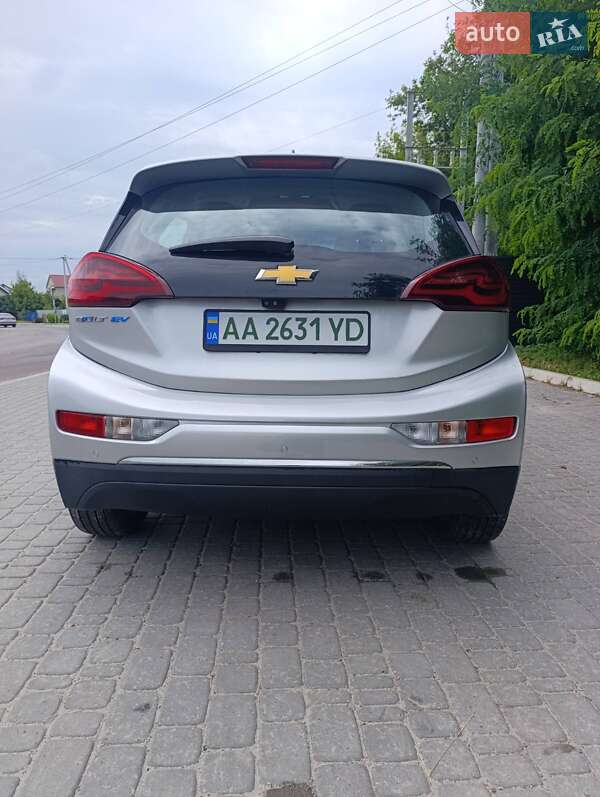 Хэтчбек Chevrolet Bolt EV 2017 в Киеве