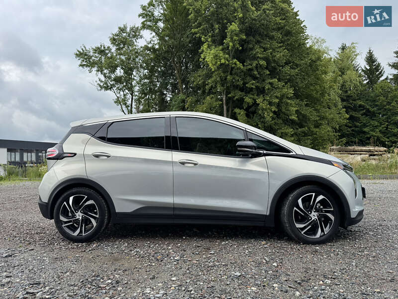 Хэтчбек Chevrolet Bolt EV 2023 в Львове