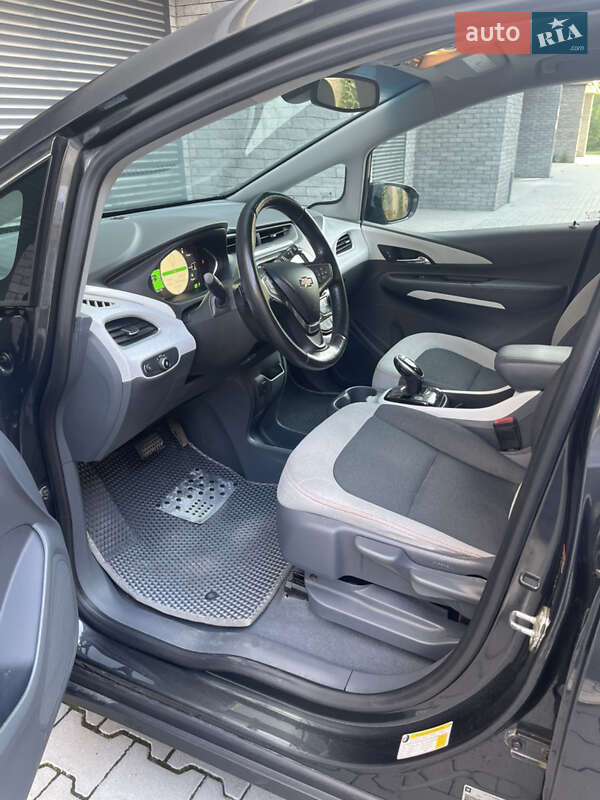 Хетчбек Chevrolet Bolt EV 2017 в Хмельницькому