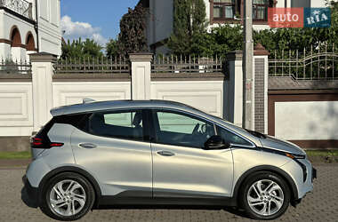 Хэтчбек Chevrolet Bolt EV 2023 в 