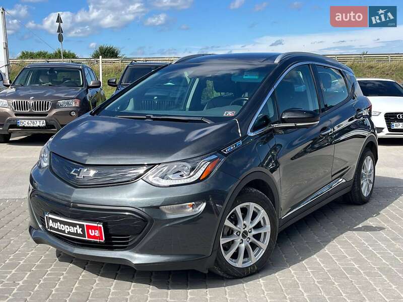 Хэтчбек Chevrolet Bolt EV 2020 в 